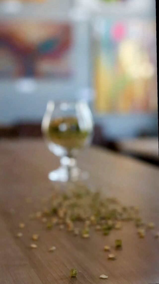 🌾Proudly grain to glass! 

Prairie Gold Lager is now available on tap and for off sales! Come down to Black Wheat Brewing and get it while it lasts.

Pssst…it’s also all day happy hour 😏

Open from 4-9PM

Cheers!🍻 

#craftbeer #brandonmb #graintoglass